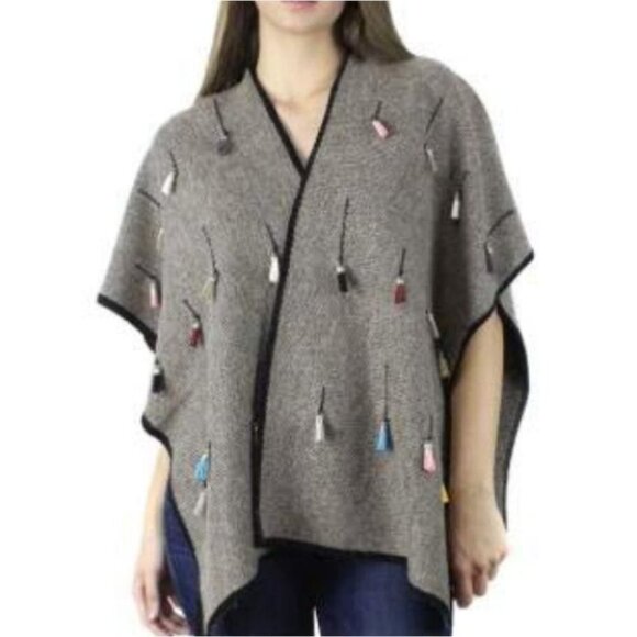 Open front Wrap/Poncho/shrug - Picture 2 of 4